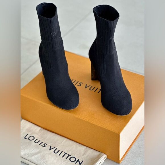 LOUIS VUITTON Monogram Stretch Fabric Silhouette Ankle Boots Black EU 40 US 10 - Picture 2 of 13